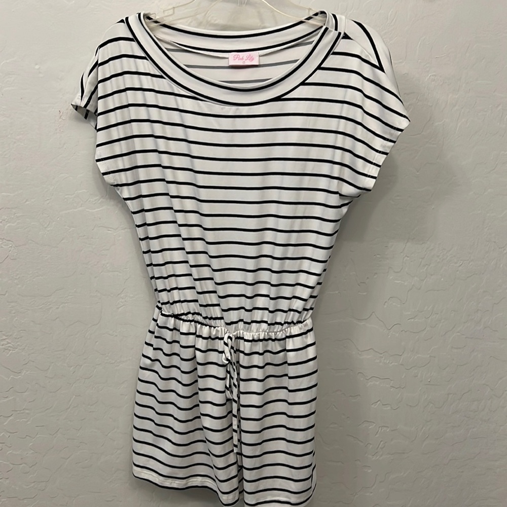 Cute , light weight romper